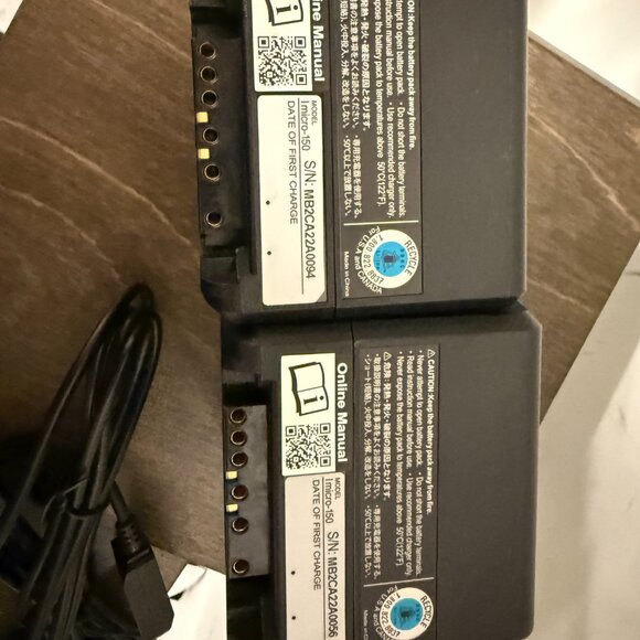 IDX Endura i-Micro 150 V-Mount Batteries (2) + Shape & RatRig Chargers Pro Video - Picture 5 of 7